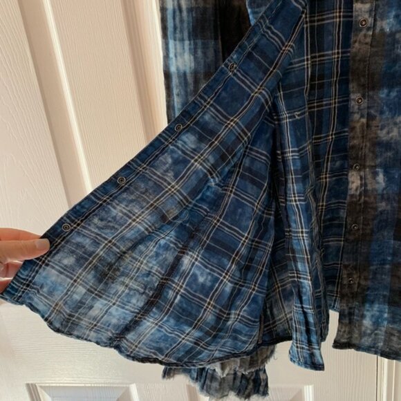 Ryan Michael Blouse - Picture 8 of 8